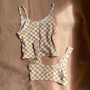 ARQ Carrés Tank and Wide-Strap Bra